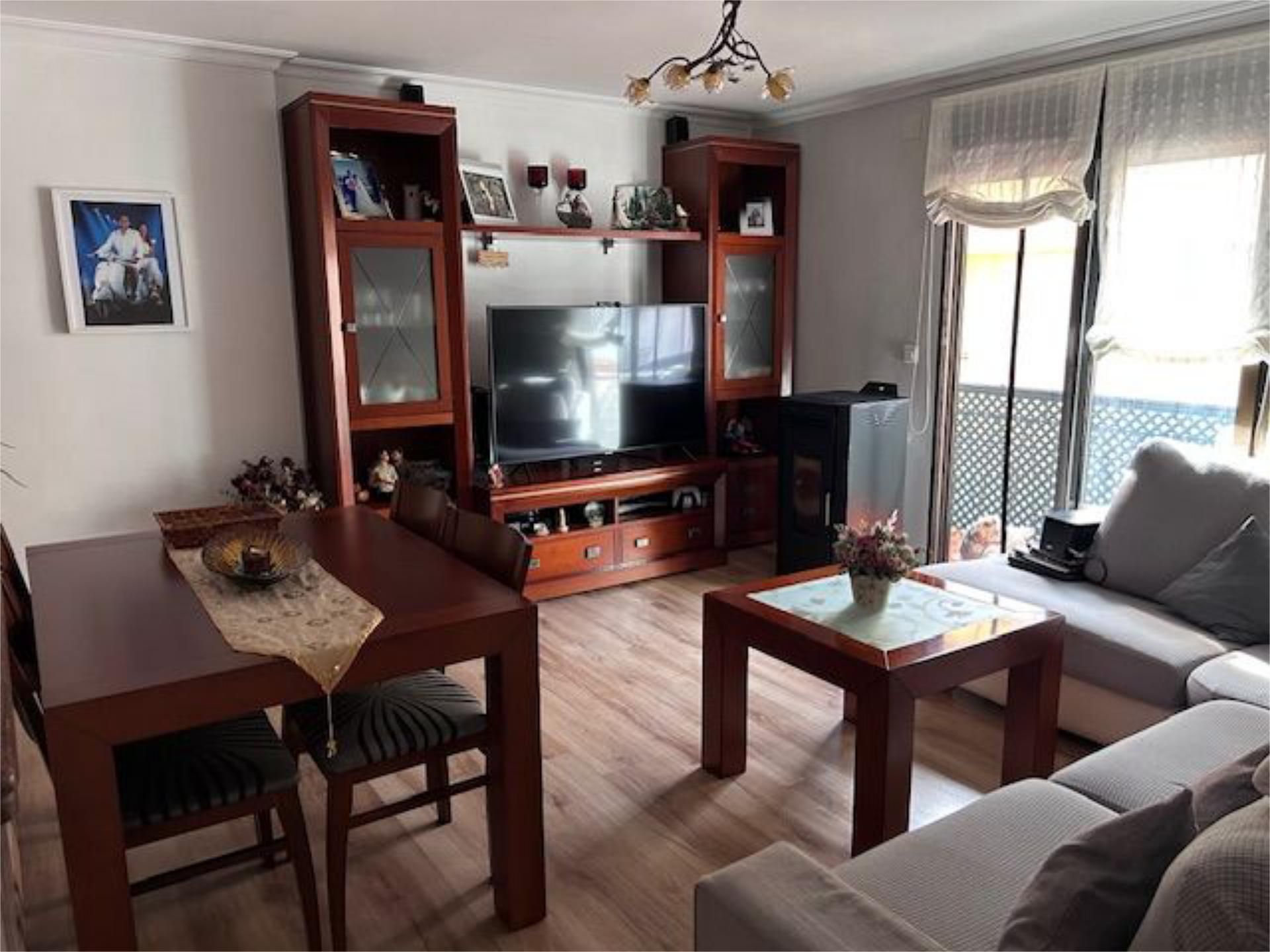 Sala d'estar de Pis en venda en Sueca amb Aire condicionat i Balcó