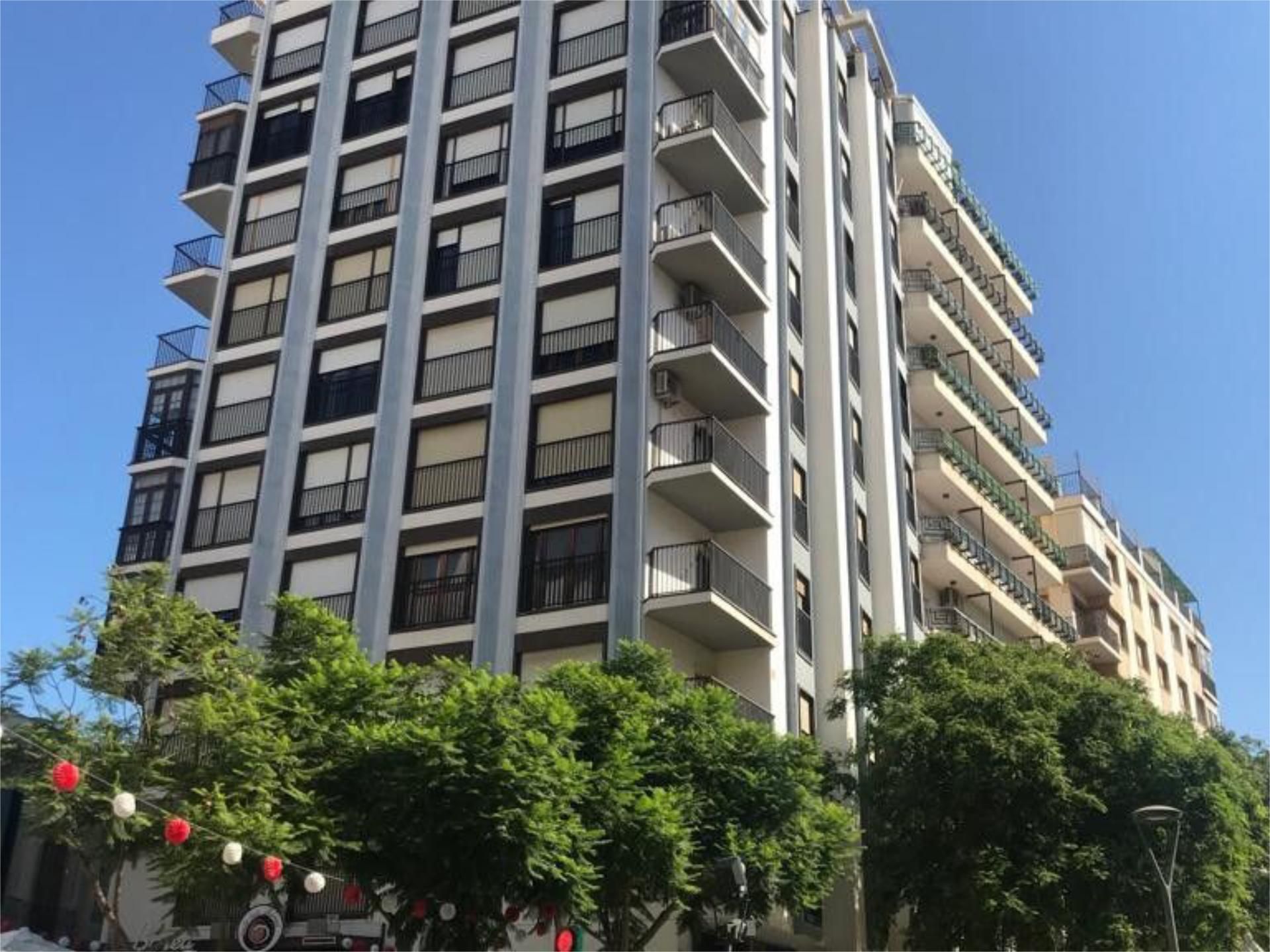 Exterior view of Flat for rent in  Almería Capital  with Air Conditioner and Balcony