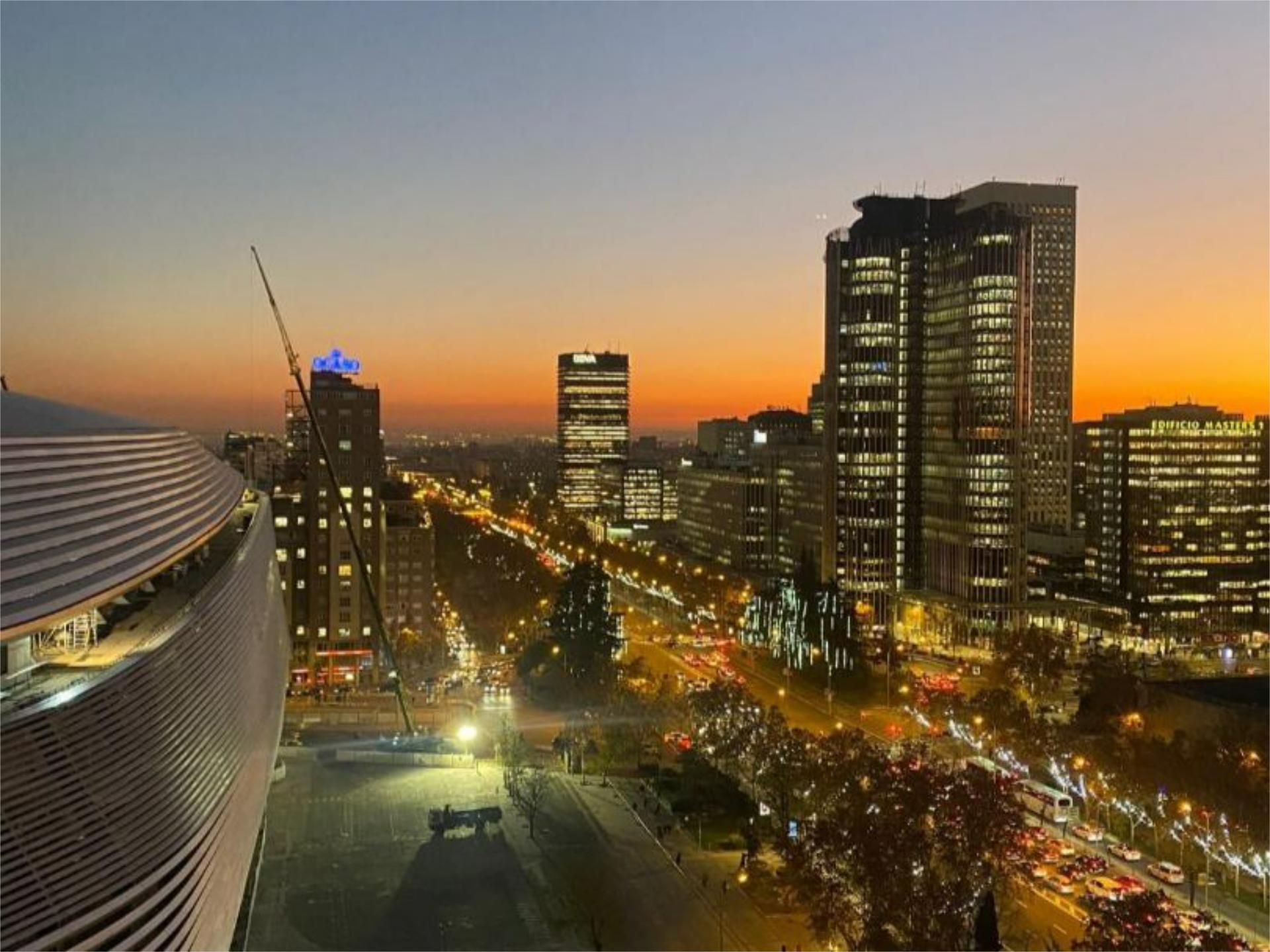 Vista exterior de Pis de lloguer en  Madrid Capital amb Aire condicionat, Terrassa i Balcó