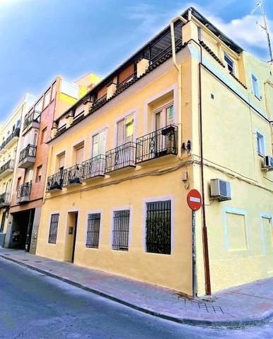 Piso en Venta en Calle de Sánchez Preciado, 13 en Valdezarza