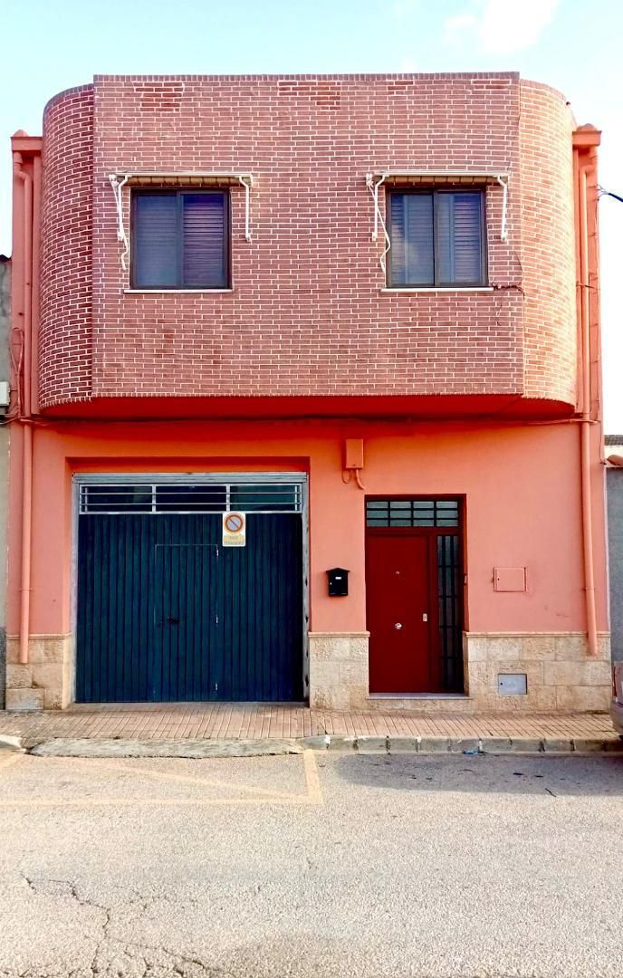 Vista exterior de Pis en venda en Alpera amb Calefacció, Parquet i Traster