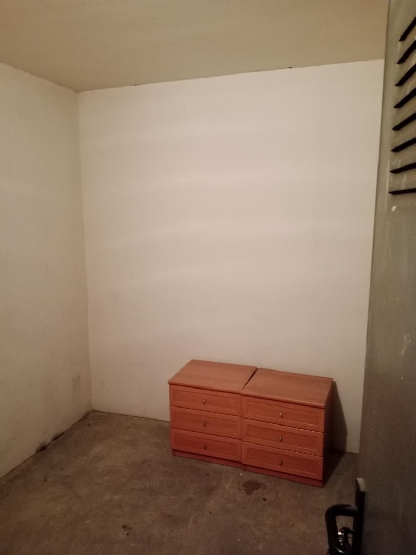 Bedroom of Box room for rent in  Valencia Capital