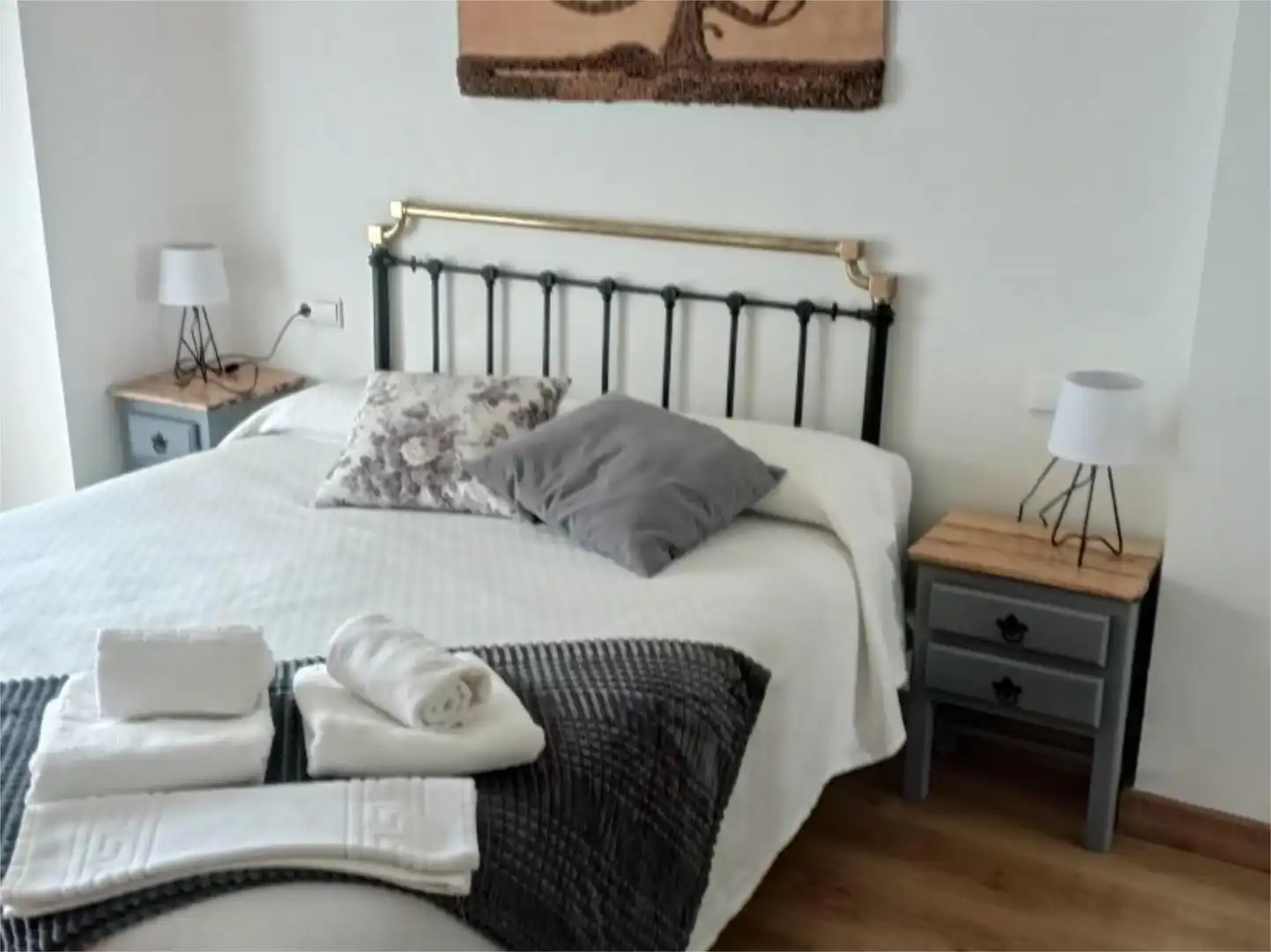 Bedroom of Detached homes for sale in Cazorla  with Air Conditioner, Parquet flooring and Terrace
