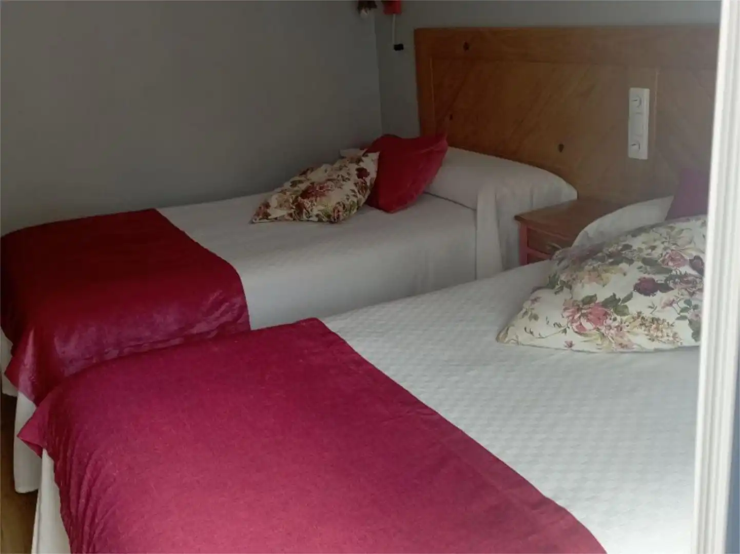 Bedroom of Detached homes for sale in Cazorla  with Air Conditioner, Parquet flooring and Terrace