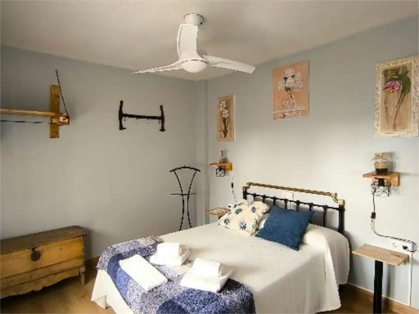 Bedroom of Detached homes for sale in Cazorla  with Air Conditioner, Parquet flooring and Terrace