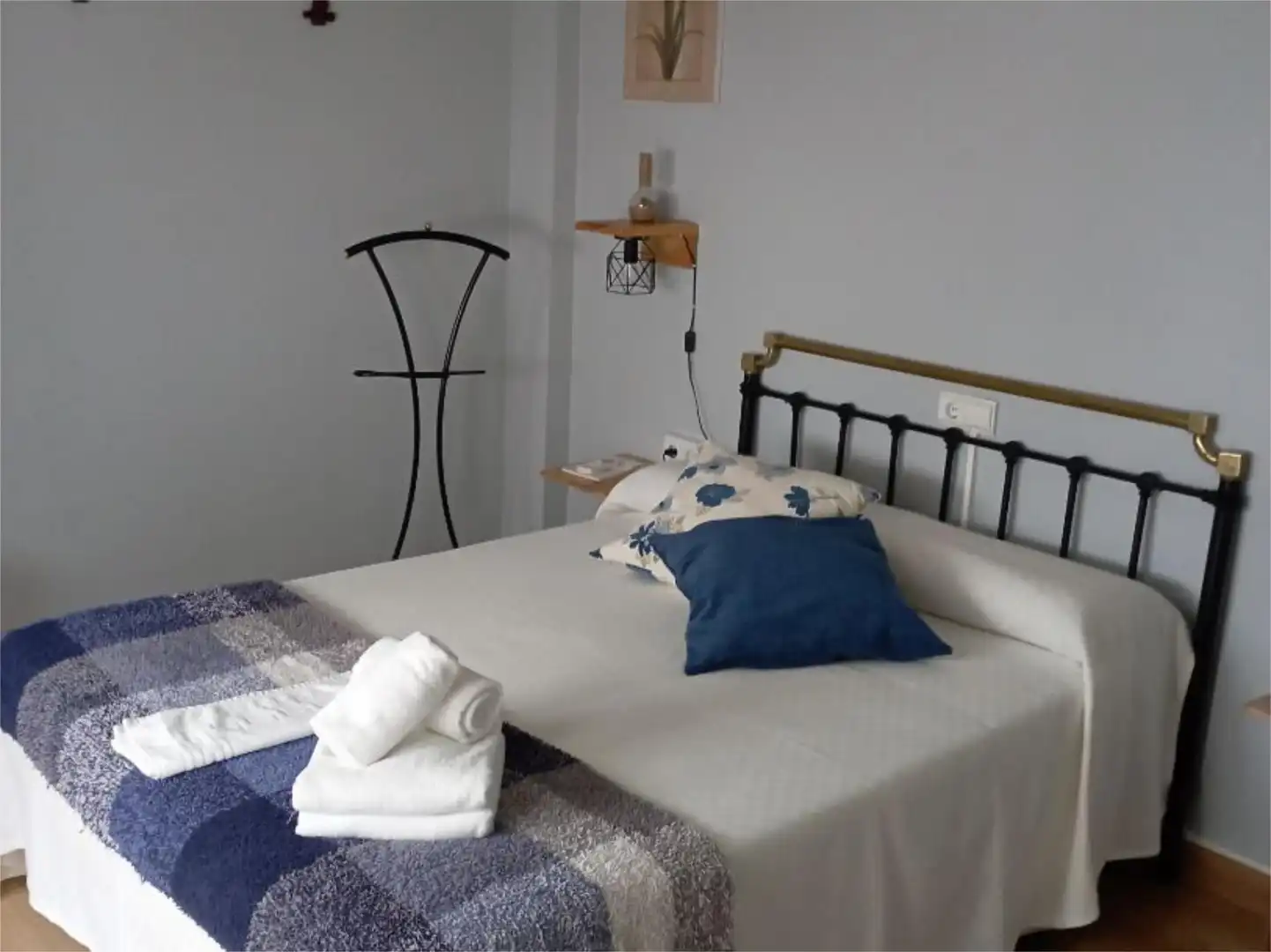 Bedroom of Detached homes for sale in Cazorla  with Air Conditioner, Parquet flooring and Terrace