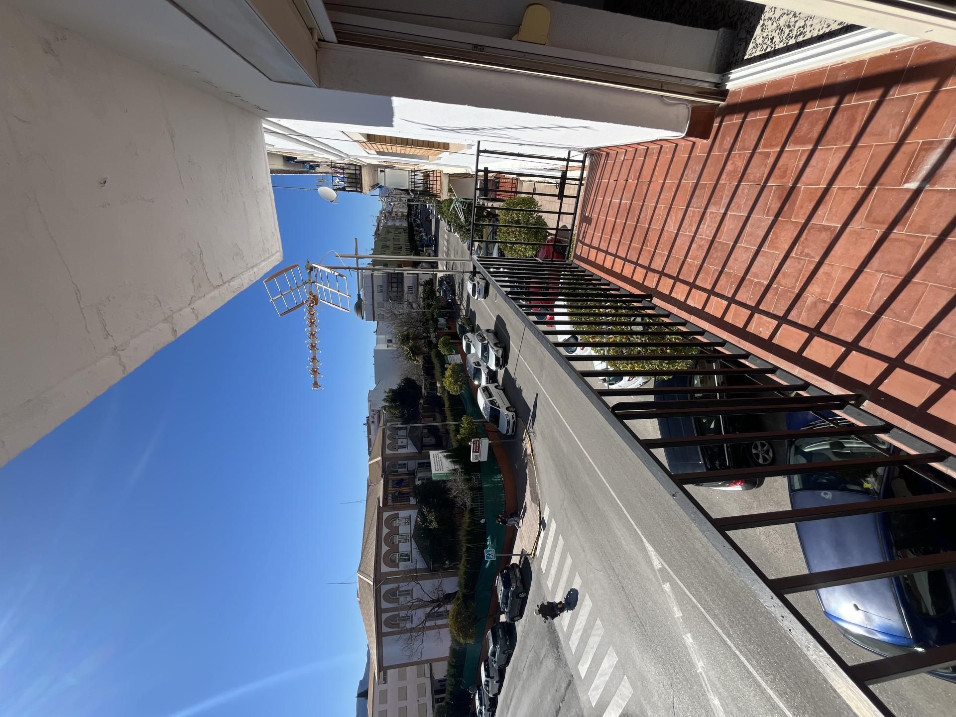 Exterior view of Flat for sale in Ronda  with Furnished and Balcony