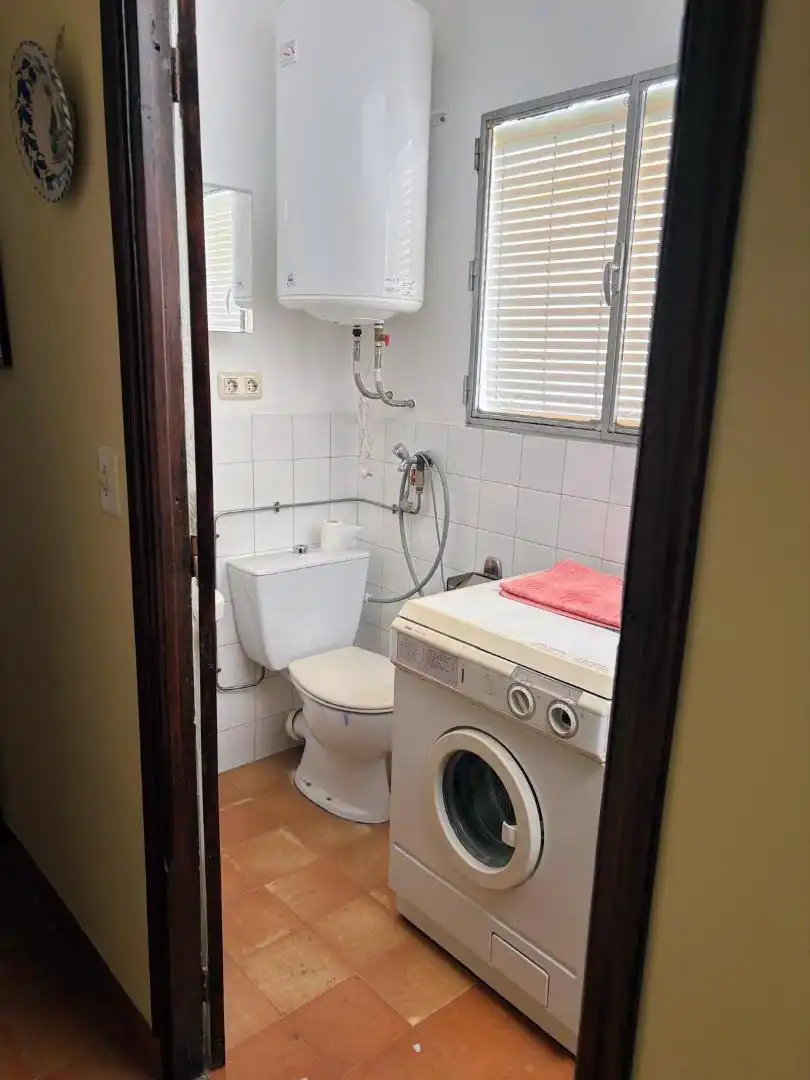 Detached homes for sale in Plaza del Alamo, 1, Los Navalucillos Bathroom of Detached homes for sale in Los Navalucillos with Terrace and Balcony
