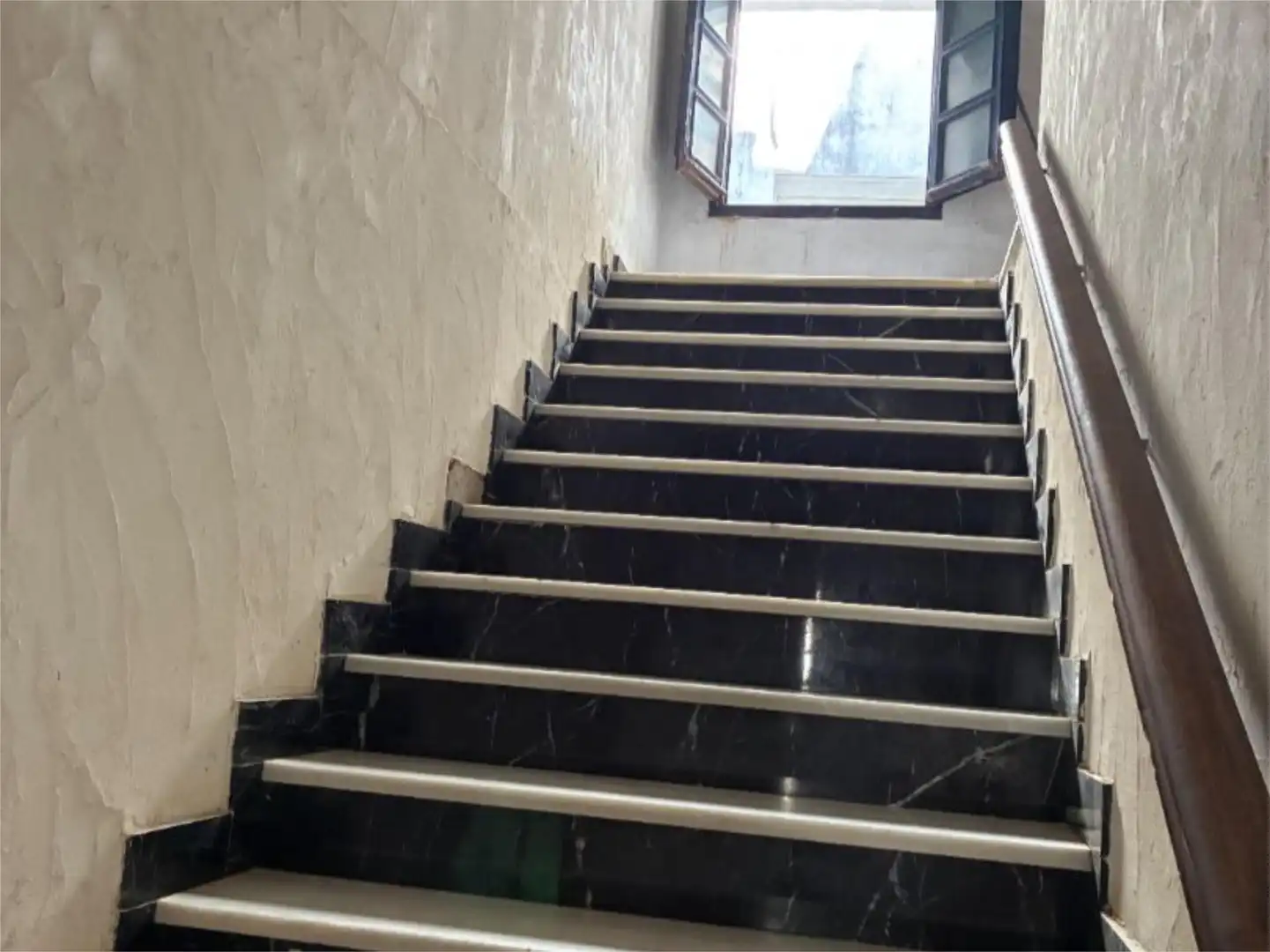 Piso en venta en Algar con Terraza, Trastero y Balcón