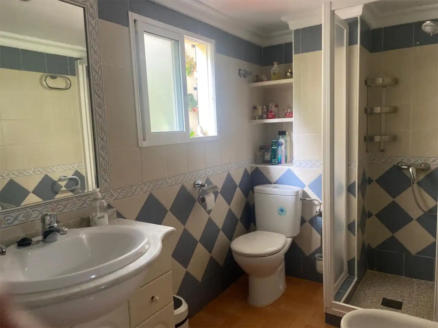 Baño de Casa adosada en venta en Hornachuelos con Aire acondicionado, Piscina y Amueblado