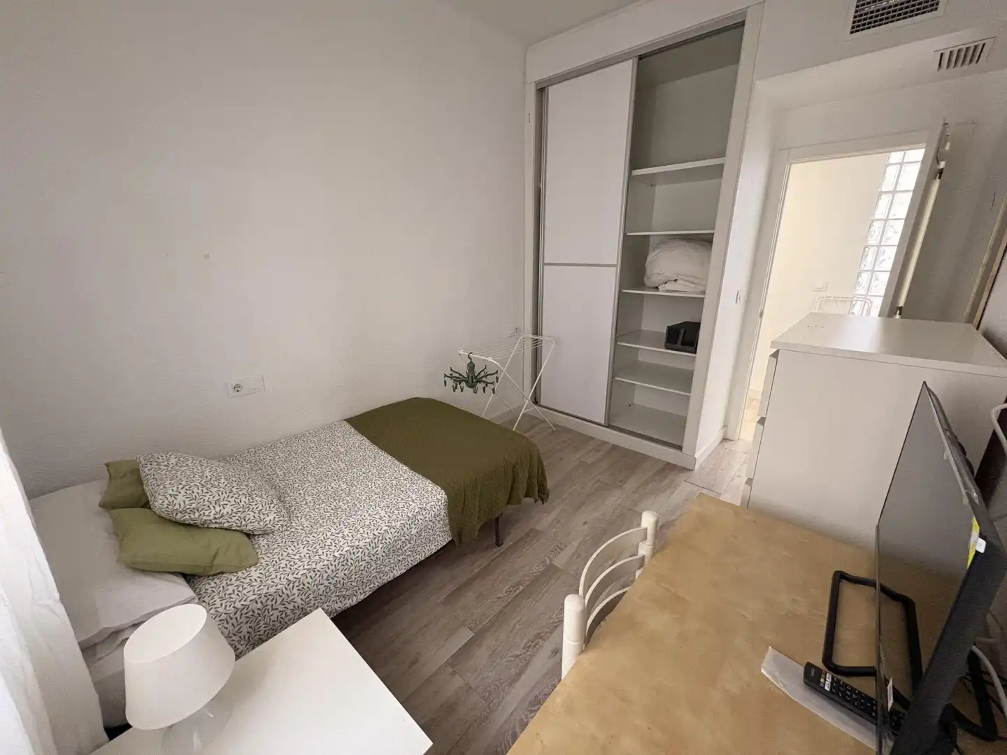Habitación en Calle Ricardo Gil, 24, El Carmen Habitación de Piso para compartir en Murcia con Aire acondicionado, Calefacción y Amueblado