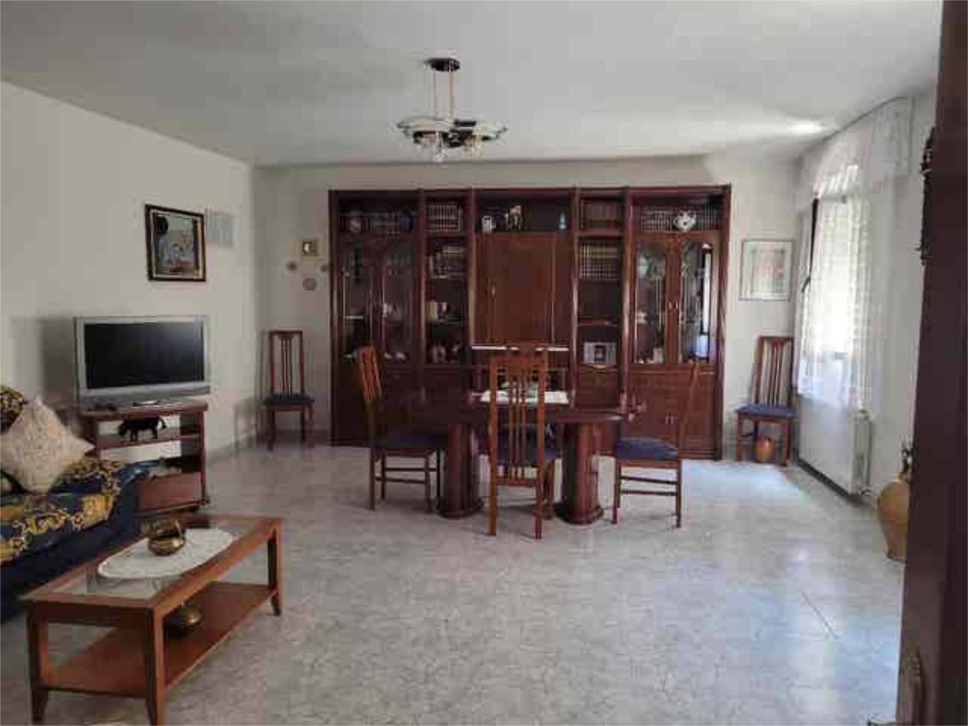 Comedor de Casa o chalet en venta en Gascueña con Calefacción, Terraza y Trastero