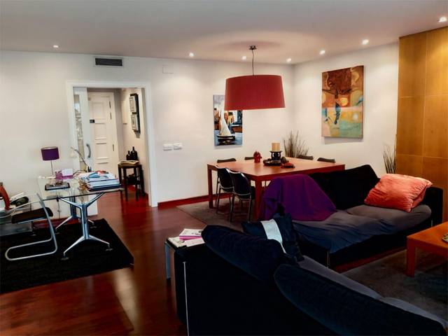 Piso en Venta en Avinguda Alcalde Rovira Roure, 42 en Joc de la Bola - Camps d'Esports