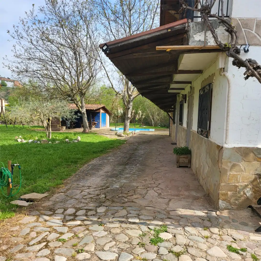 Finca rústica en venda a Paseo del Soto, 4, Hormilleja Finca rústica en venda a Paseo del Soto, 4, Hormilleja