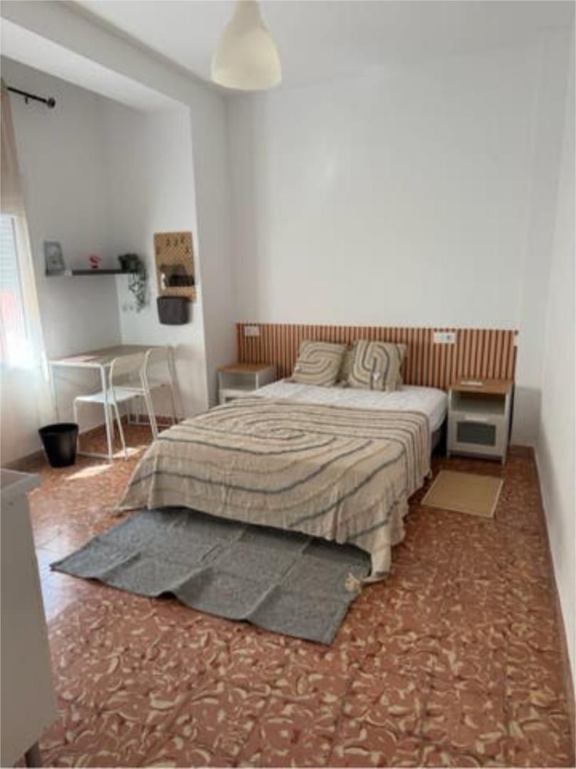 Study for rent in Zona La Ermita