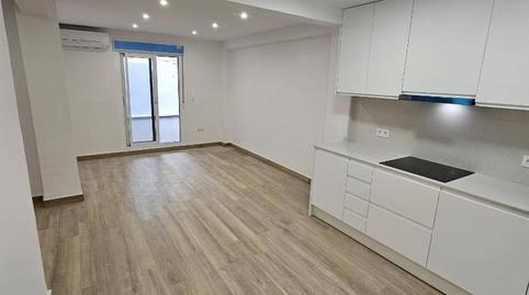 Photo 4 of Flat for rent in Carrer del Doctor Olóriz, 7, Marxalenes,  Valencia Capital