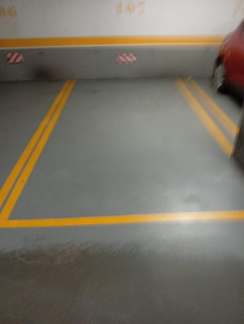 Garatge de lloguer a Rúa Alcalde Hevia, 17, Zona Fernández Ladreda Aparcament de Garatge de lloguer en Pontevedra Capital