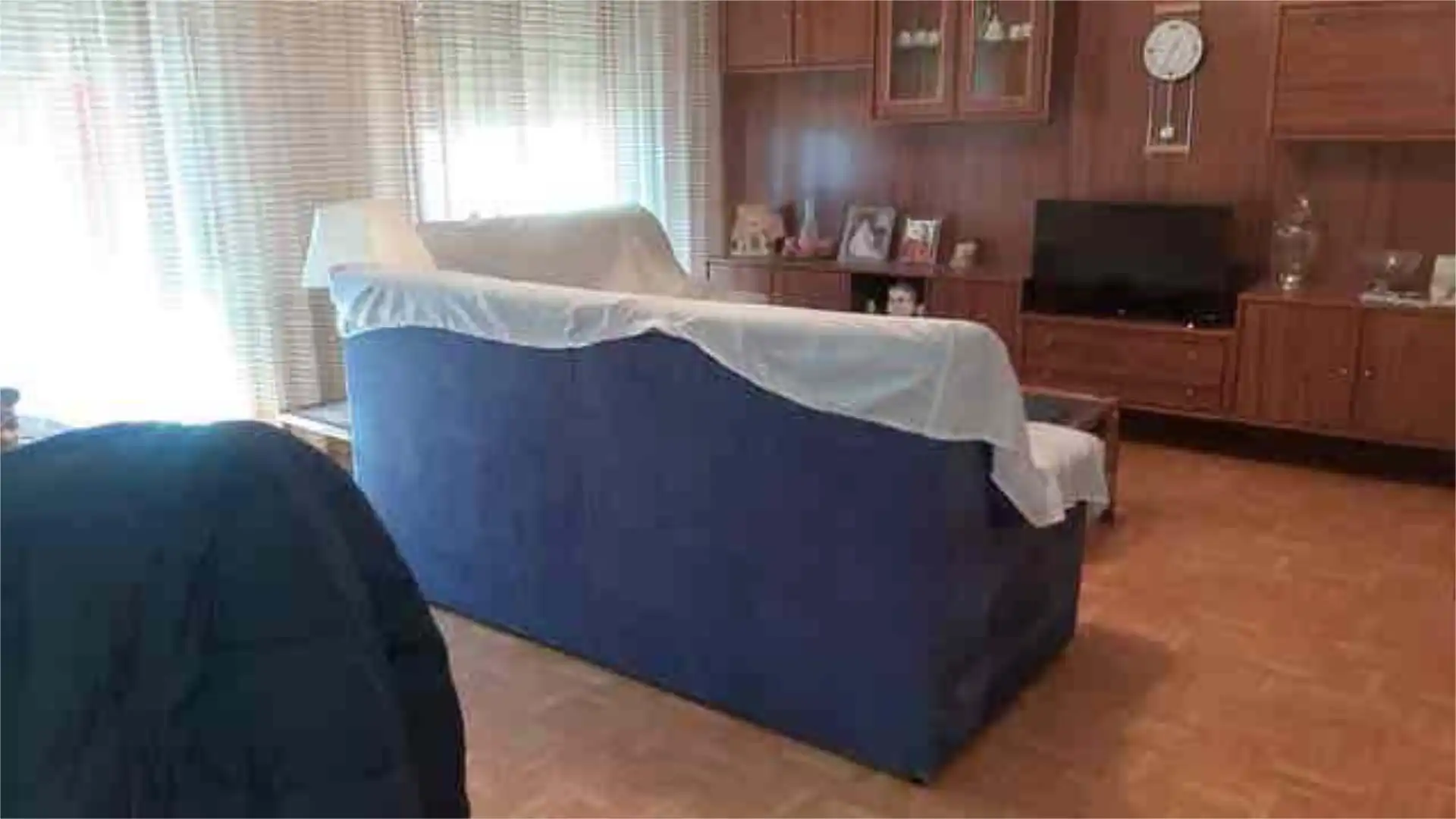 Piso en venta en Entrevías Sala de estar de Piso en venta en Madrid con Calefacción, Terraza y Trastero