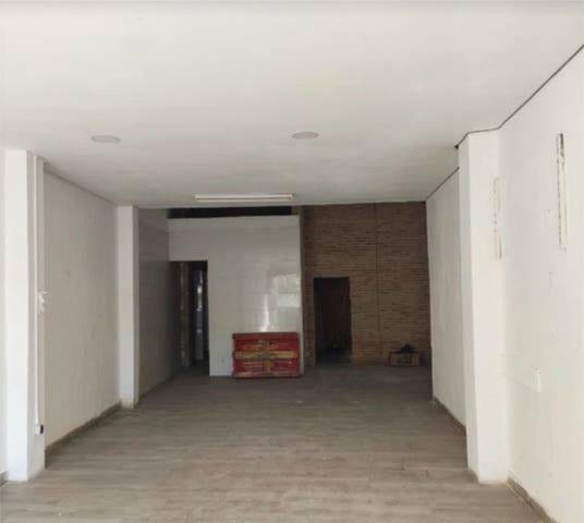 Local comercial en Alquiler en Alcarràs