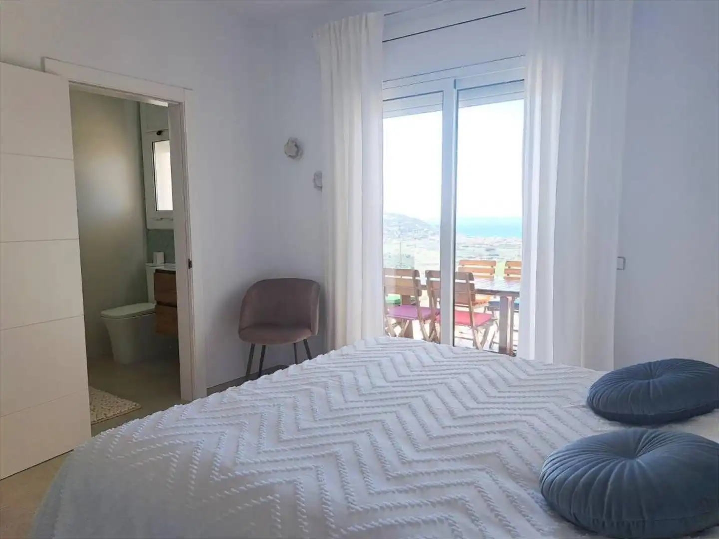 Houses for rent in Carrer Alacant, 40, Nord Bedroom of Houses for rent in Roses with Air Conditioner, Heating and Private garden