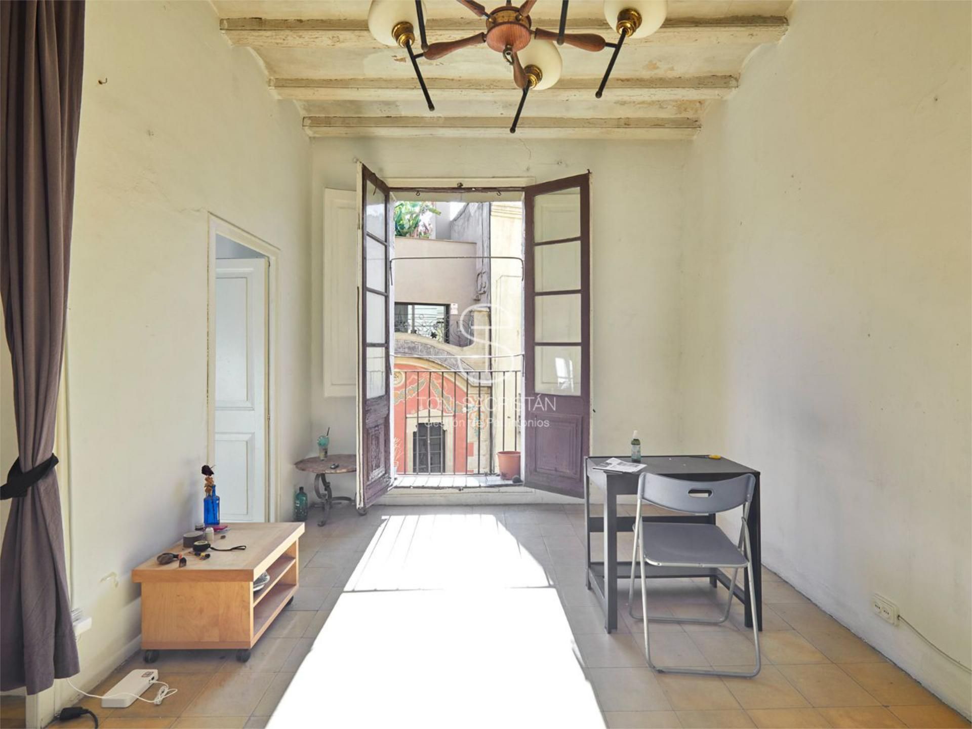 Pis en venda a Carrer de la Cera, 44, El Raval Pis en venda en Barcelona Capital amb Balcó