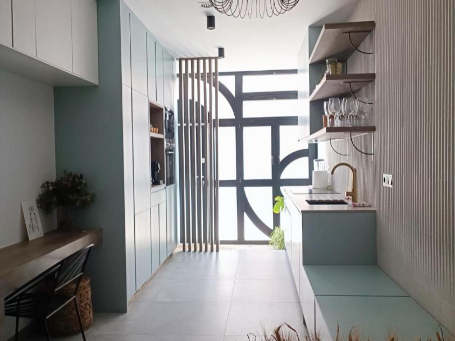 Cuina de Pis de lloguer en  Madrid Capital amb Aire condicionat, Calefacció i Moblat