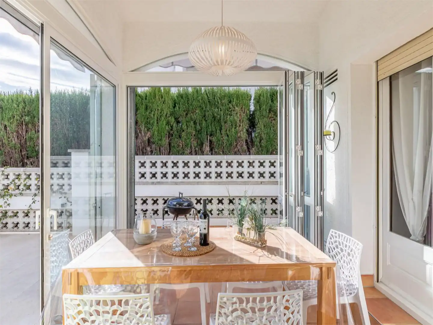 Detached homes for rent in Carrer Flamicell, 6, Tordera - Fluvià - Llobregat Terrace of Detached homes for rent in Empuriabrava with Parquet flooring and Furnished