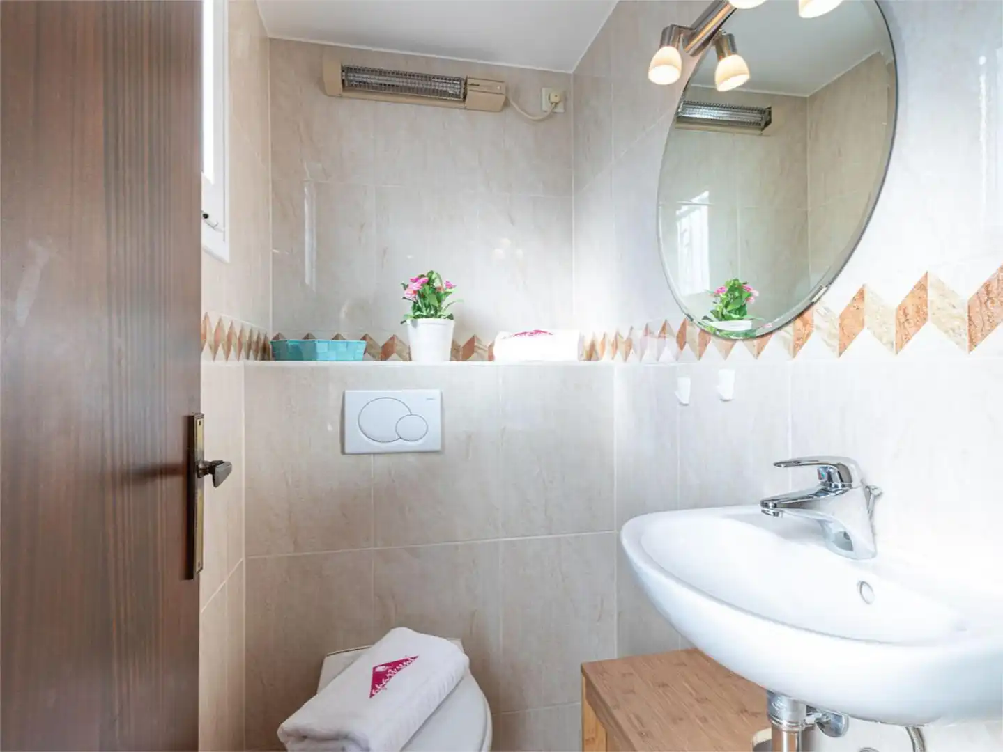 Detached homes for rent in Carrer Flamicell, 6, Tordera - Fluvià - Llobregat Bathroom of Detached homes for rent in Empuriabrava with Parquet flooring and Furnished
