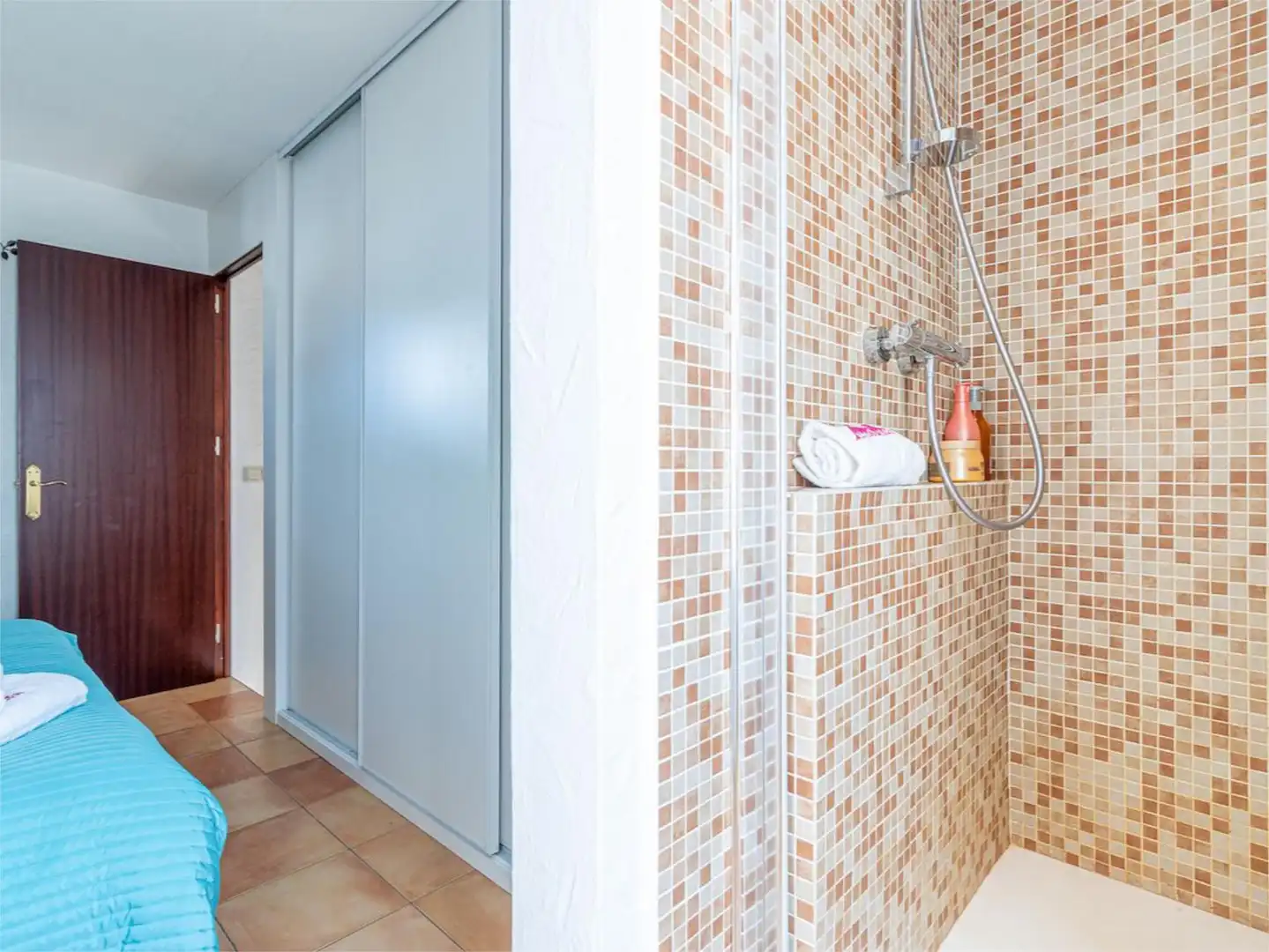 Detached homes for rent in Carrer Flamicell, 6, Tordera - Fluvià - Llobregat Bathroom of Detached homes for rent in Empuriabrava with Parquet flooring and Furnished