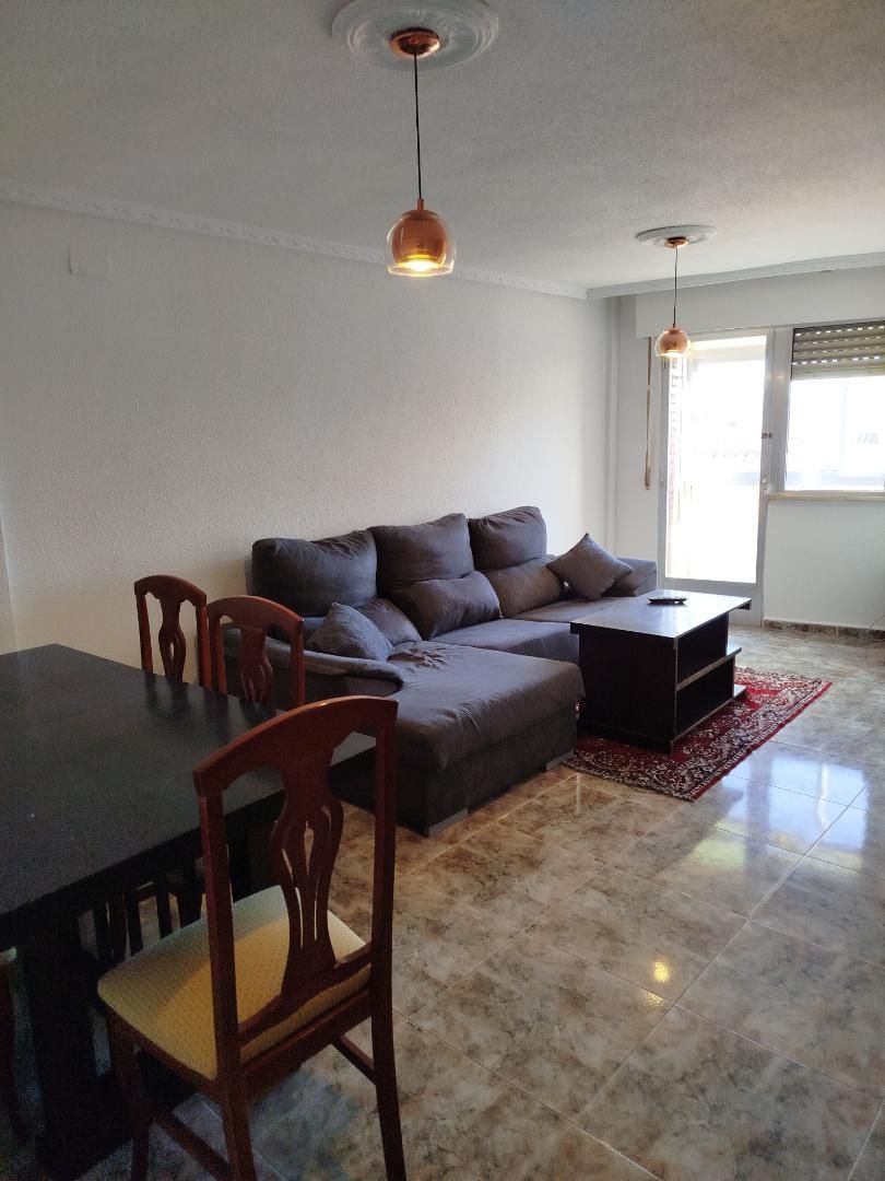 Living room of Flat for rent in Guijuelo  with Balcony