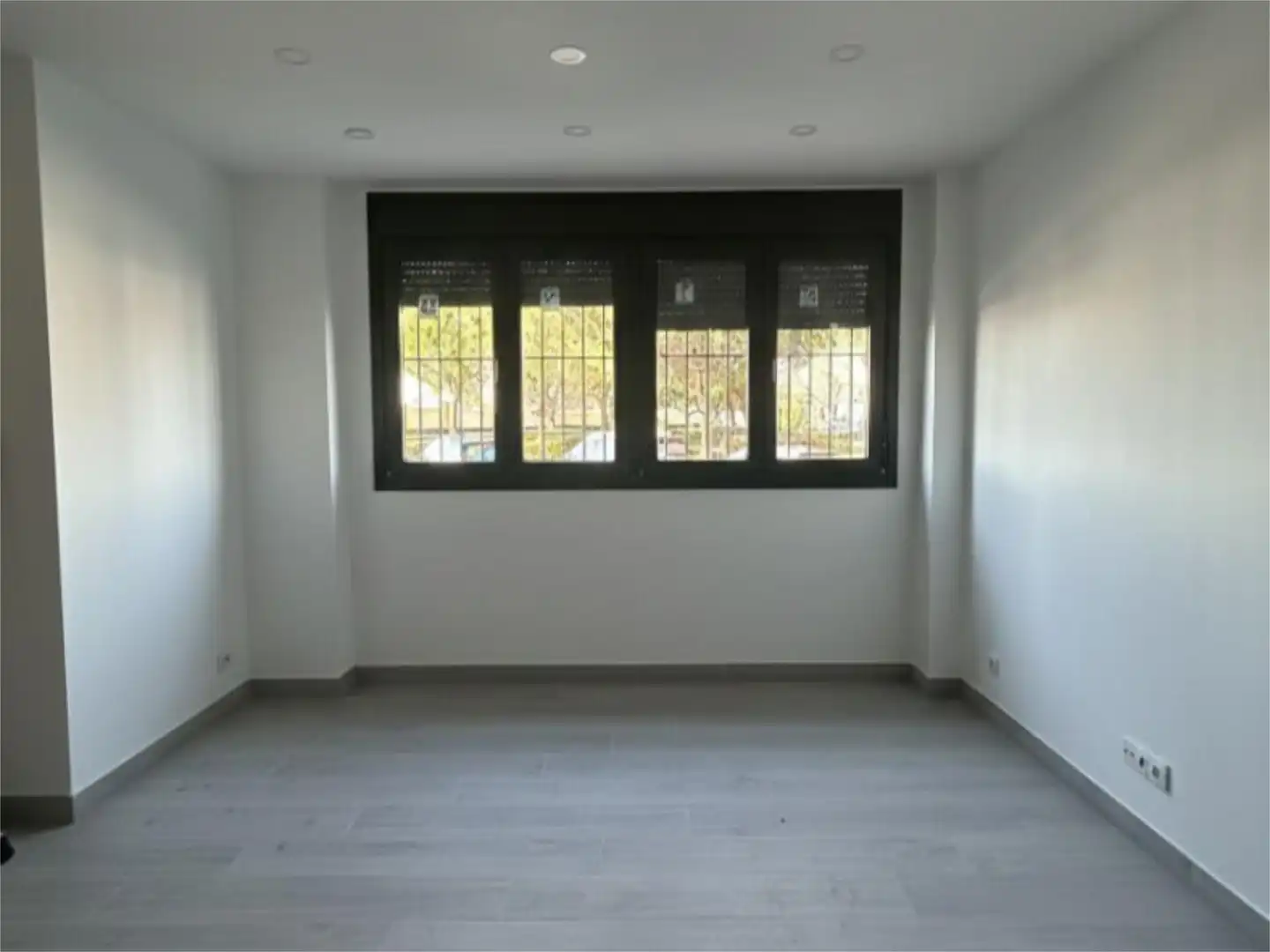 Wohnung zum Verkauf in Calle Telémaco, 10, Fresnos I y II Schlafzimmer von Wohnung zum Verkauf in Torrejón de Ardoz mit Klimaanlage