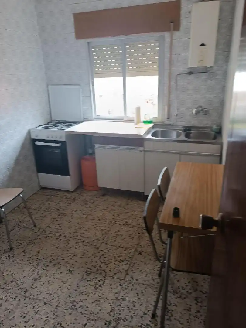 Finca rústica en venda a Calle Pilon, 17, La Aldehuela Cuina de Finca rústica en venda en La Aldehuela amb Calefacció i Moblat