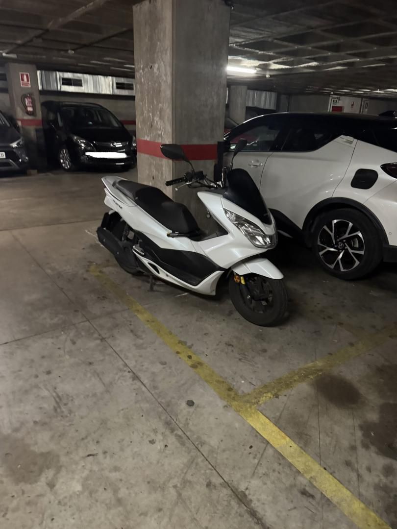 Aparcament de Garatge de lloguer en L'Hospitalet de Llobregat