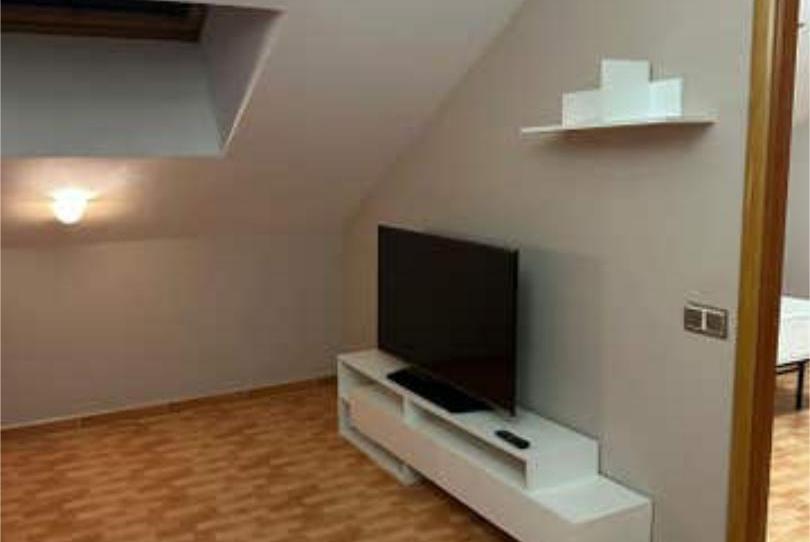 Pis de lloguer a Caballería Española, Alcalá de Henares - imatge 1 Foto 1 de Pis de lloguer a Caballería Española, Alcalá de Henares