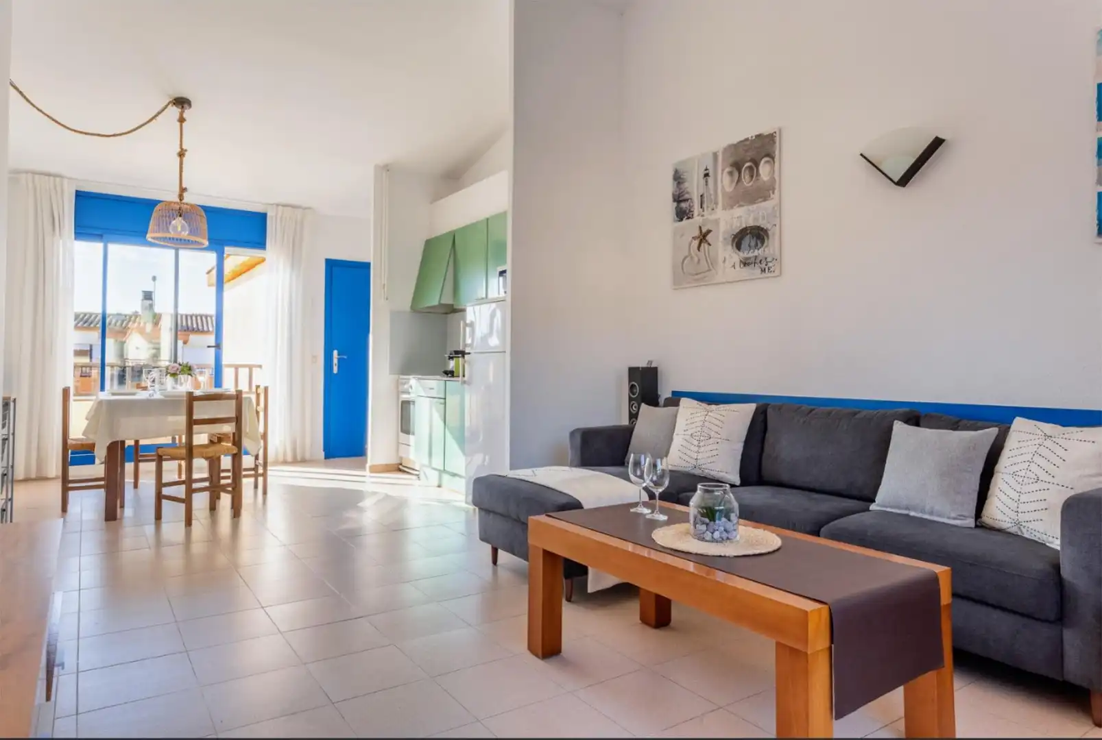 Dachboden zum Verkauf in Carrer Lluís Borrassà, 6, Eixample Residencial Wohnzimmer von Dachboden zum Verkauf in L'Escala mit Klimaanlage, Heizung und Privatgarten