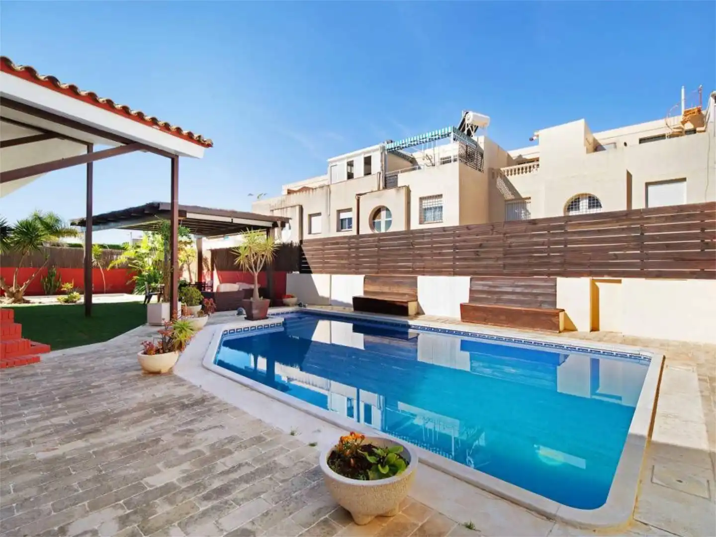 Houses for rent in Calle Goleta, 26, El Manantial Swimming pool of Houses for rent in El Puerto de Santa María with Air Conditioner, Private garden and Swimming Pool