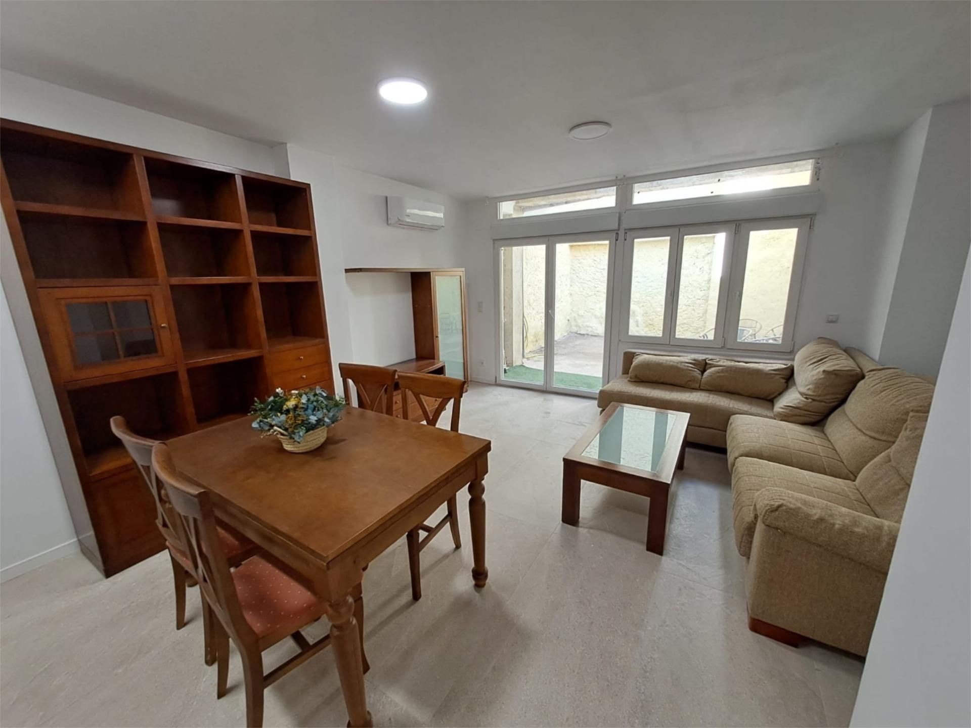 Apartment for rent in  Zaragoza Capital  with Air Conditioner, Heating and Furnished