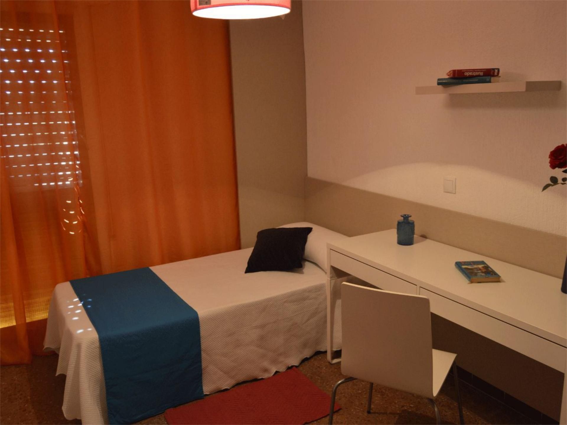 Flat for share in Calle Galaroza, 38, La Florida - Vistalegre Bedroom of Flat for share in Huelva Capital with Terrace and Furnished