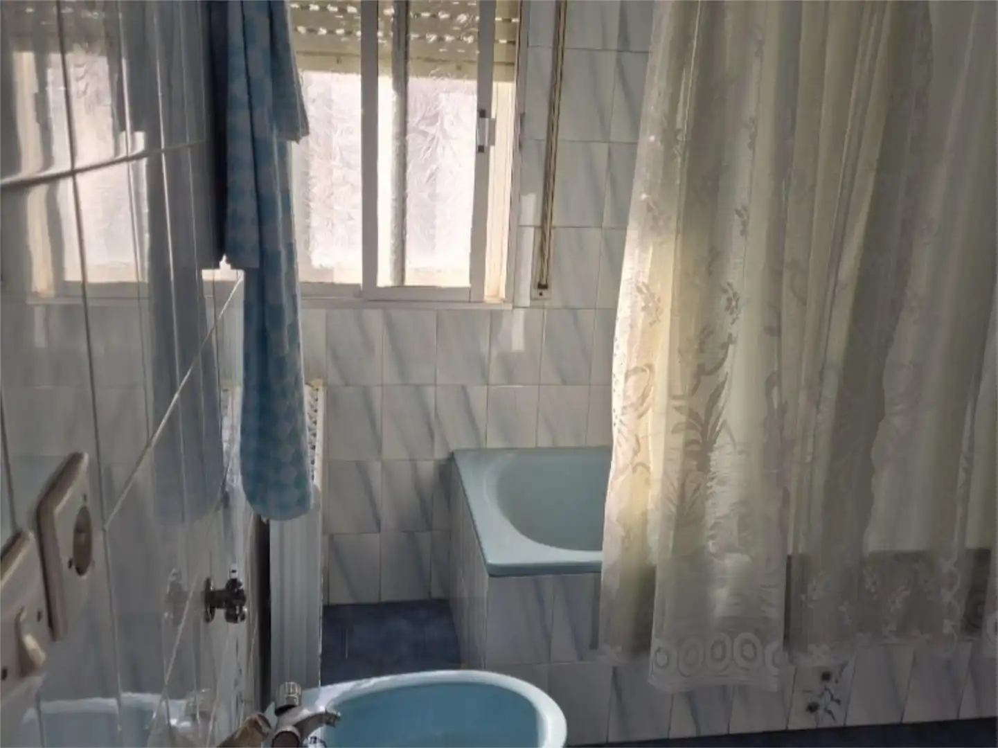 Piso en venta en Calle Juan Coto, 31, Herencia Baño de Piso en venta en Herencia con Terraza y Balcón