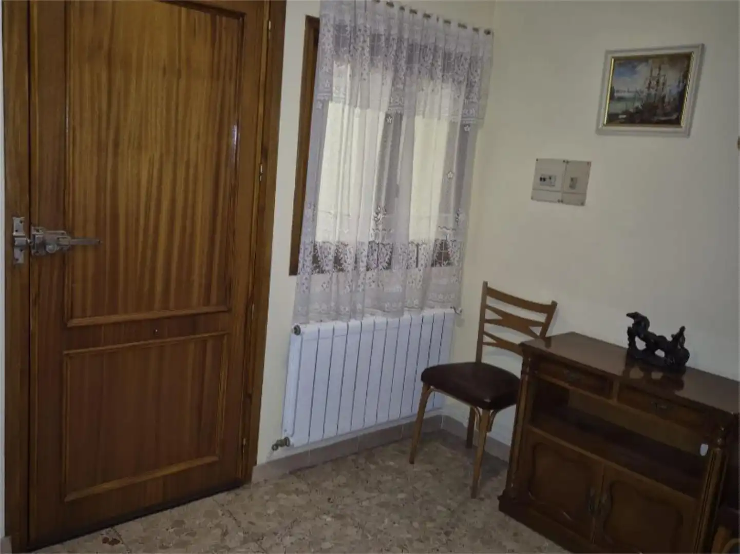 Piso en venta en Calle Juan Coto, 31, Herencia Habitación de Piso en venta en Herencia con Terraza y Balcón