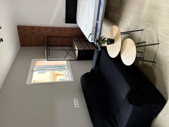 Estudio en Alquiler en Avenida del Aljarafe, 3 en Avenida Juan Diego