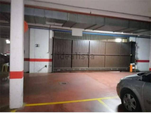 Garaje en Alquiler en Ciudad 10