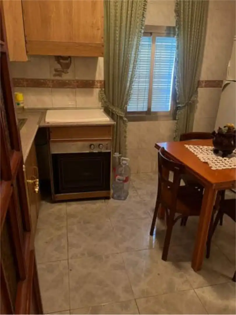 Casa adosada en venta en Villanueva de Alcorón Cocina de Casa adosada en venta en Villanueva de Alcorón con Calefacción, Jardín privado y Amueblado