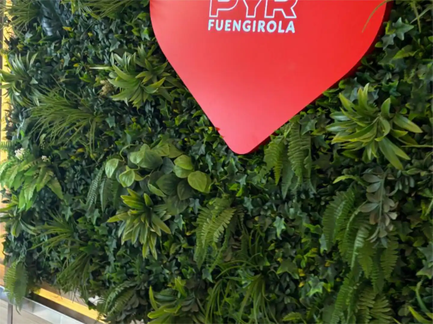 Piso de alquiler en Calle Lamo de Espinosa, 8, Puerto Deportivo Piso de alquiler en Fuengirola con Aire acondicionado, Calefacción y Jardín privado