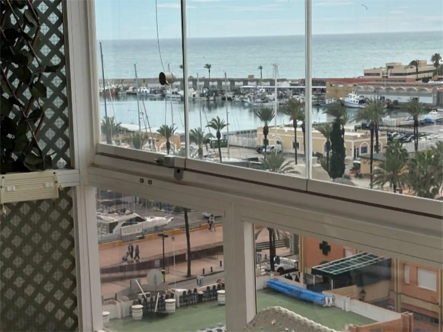 Piso de alquiler en Calle Lamo de Espinosa, 8, Puerto Deportivo Piso de alquiler en Fuengirola con Aire acondicionado, Calefacción y Jardín privado