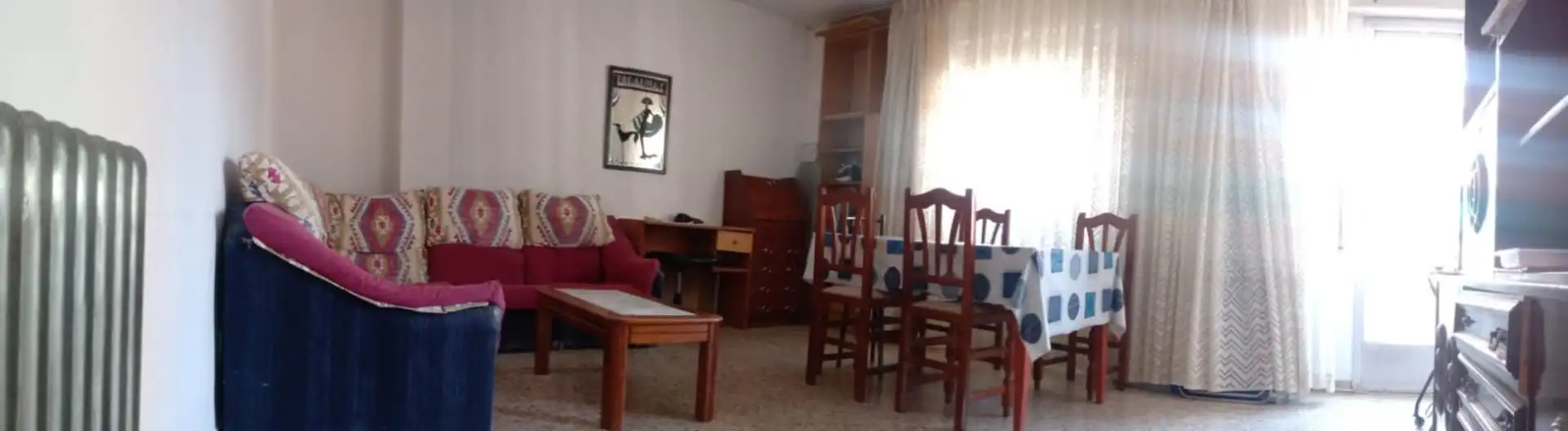 Habitación en Carretera de Ledesma, 109, Pizarrales Sala de estar de Piso para compartir en Salamanca con Calefacción, Parquet y Amueblado