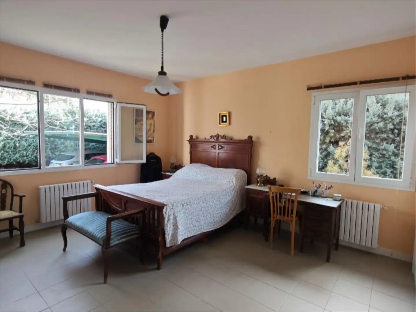 Casa o xalet en venda a Calle Virgen del Valle, 2, Guadarrama Dormitori de Casa o xalet en venda en Guadarrama amb Jardí privat i Balcó