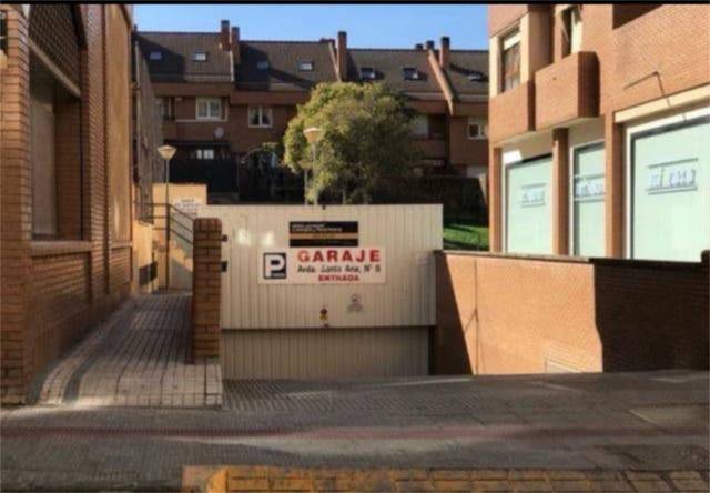 Garaje en Alquiler en Lourdes