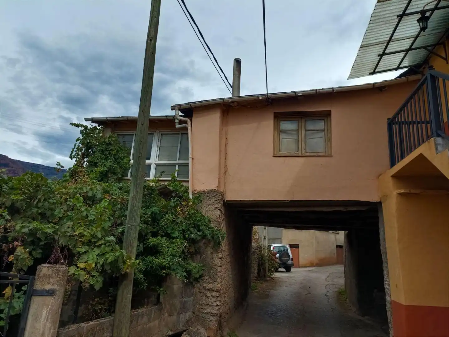 Vista exterior de Casa adosada en venta en A Rúa 