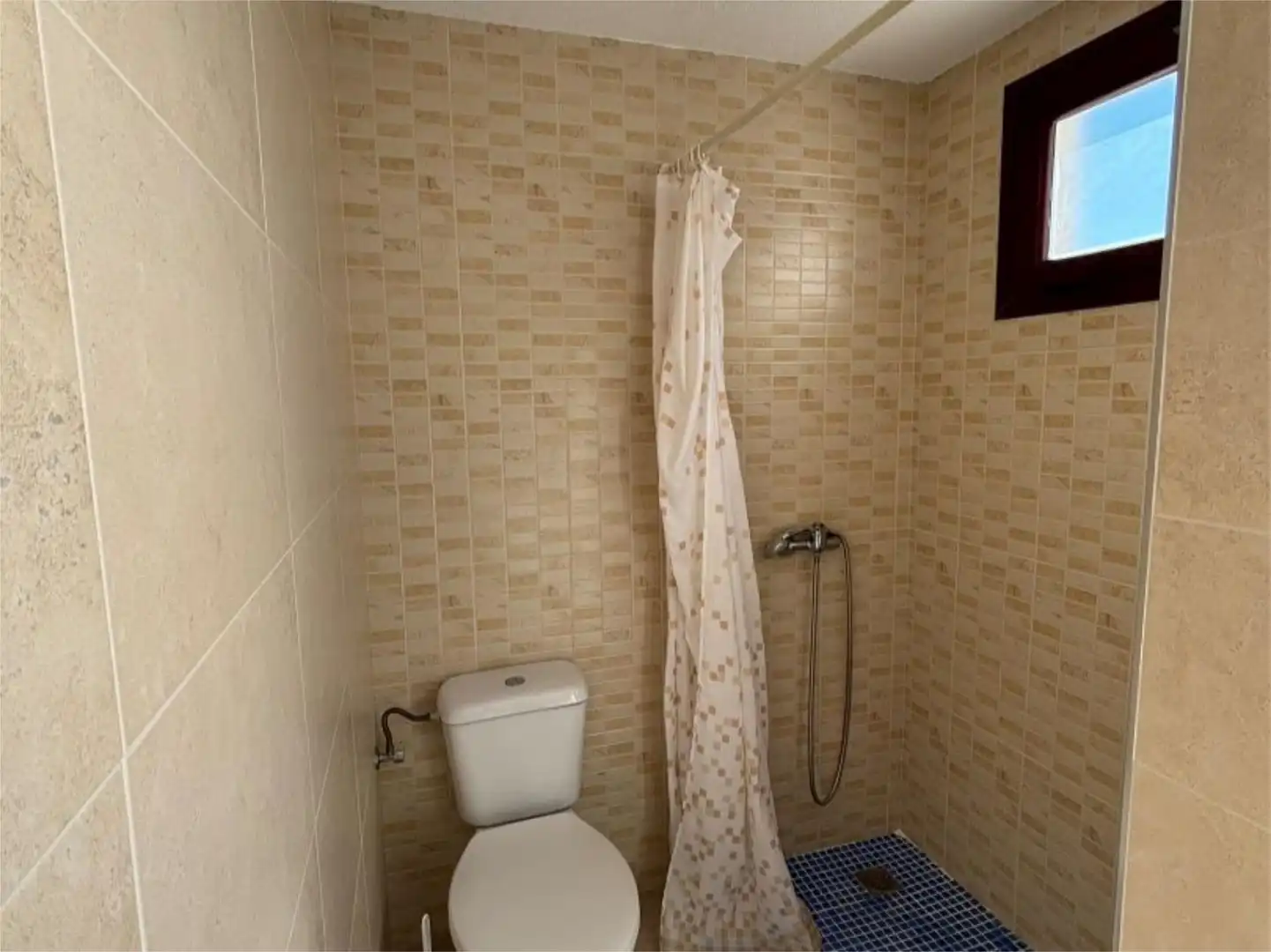 Houses for sale in Calle Santa Ana, 6, Puente Tablas - Puente Nuevo - Cerro Molina Bathroom of Houses for sale in Jaén with Air Conditioner, Heating and Private garden